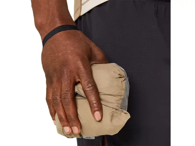 CHAQUETA IMPERMEABLE FUJITRAIL PARA HOMBRE