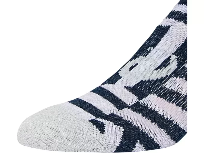 Invasión juvenil sin presentación