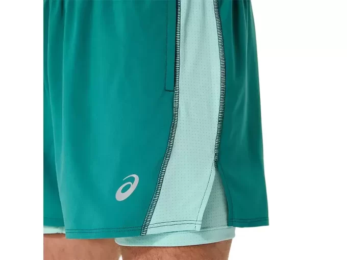 PANTALÓN CORTO ASICS PLATA 2N1 5IN