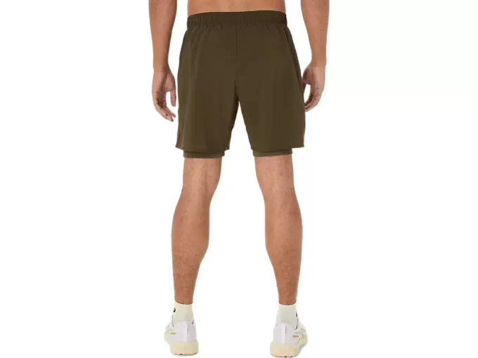 PANTALÓN CORTO ASICS PLATA 2N1 7IN