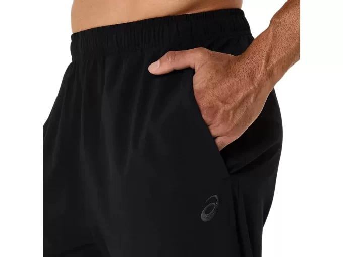 PANTALÓN TEJIDO CON BORDADO EN ESPIRAL DE ASICS