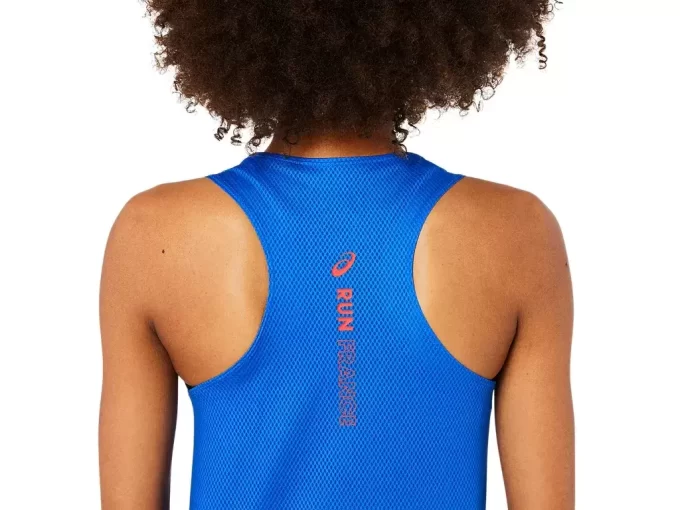 TANQUE DIRIGIDO POR LAS NACIONES