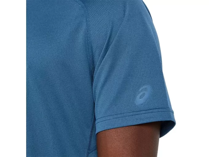 TOP DE MANGA CORTA DE PUNTO VENTILADO